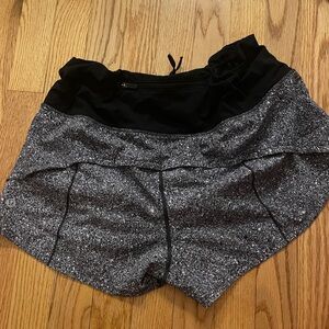 Lululemonn Black and White Shorts